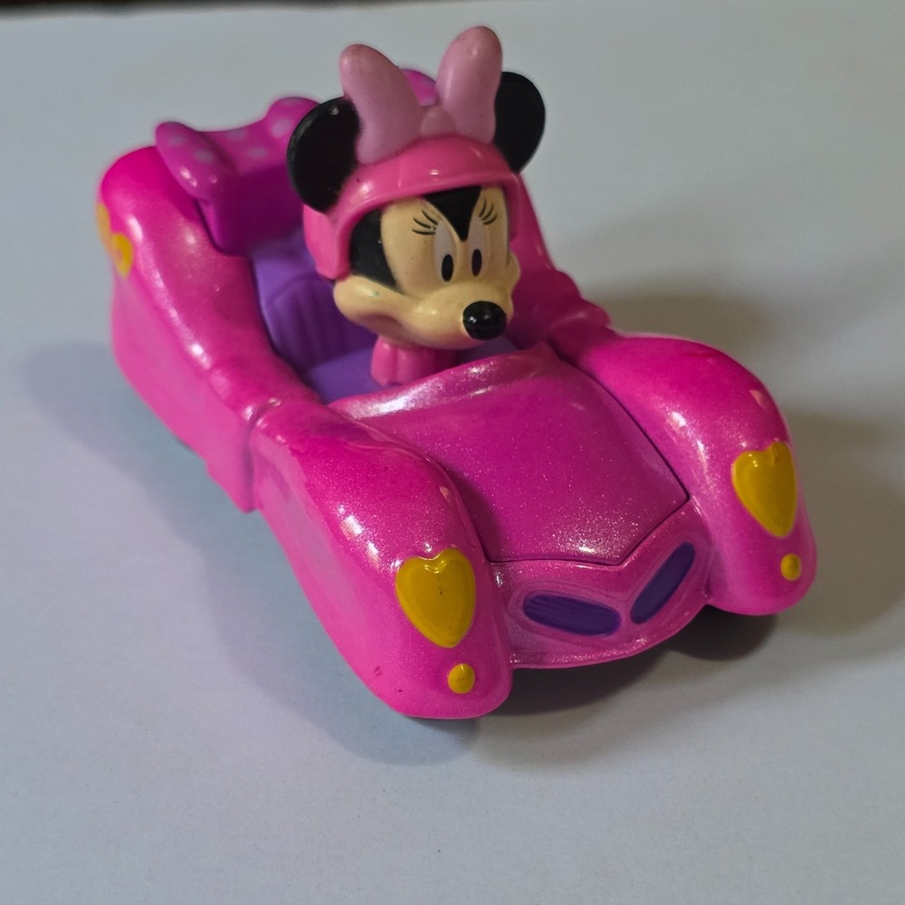 Mattel Disney Mickey Roadster Racers Minnie Mouse Pink Thunder Diecast Car 3"